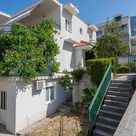 Beautiful Apartment In Makarska With Wifi Exterior photo